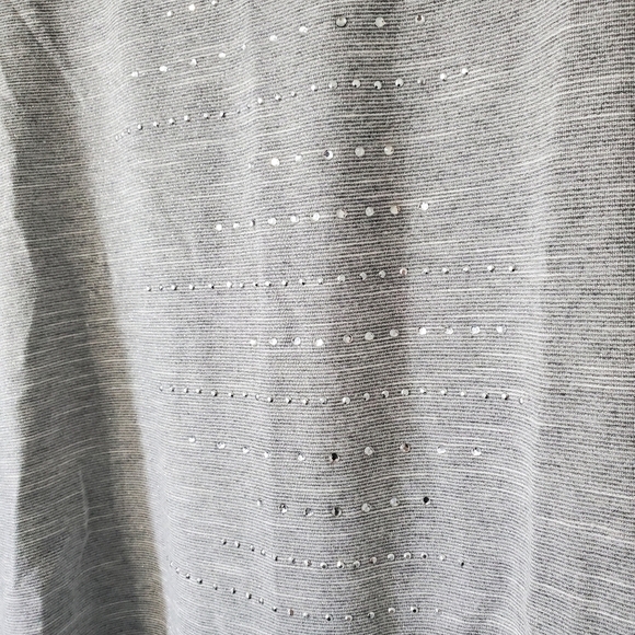 ZENERGY Chicos Gray Sparkle Rhinestone Metallic Top Blouse Womens 2 Large FLAW - Picture 4 of 15